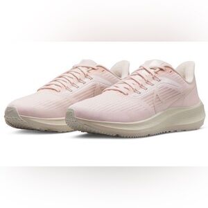 Nike Pegasus Zoom in Soft Pink